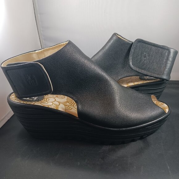 FLY LONDON Black Leather Open Toe Wedge Heels Size 10/10.5 (41 EU) - Picture 1 of 10
